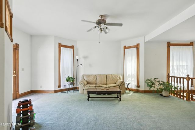 340 W Brook Street, Neosho, MO 64850