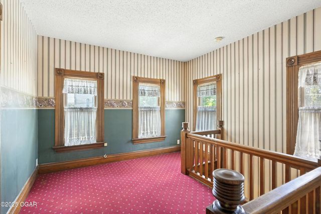 340 W Brook Street, Neosho, MO 64850