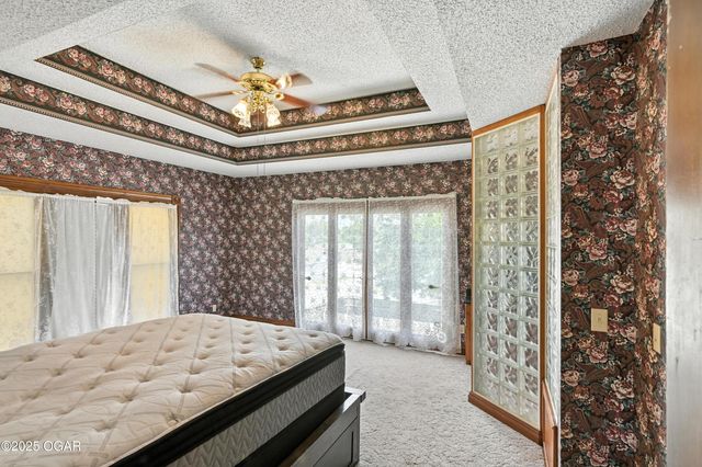 340 W Brook Street, Neosho, MO 64850