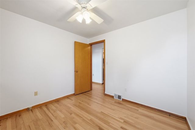 9117 Plateau Dr, Mccandless, PA 15237