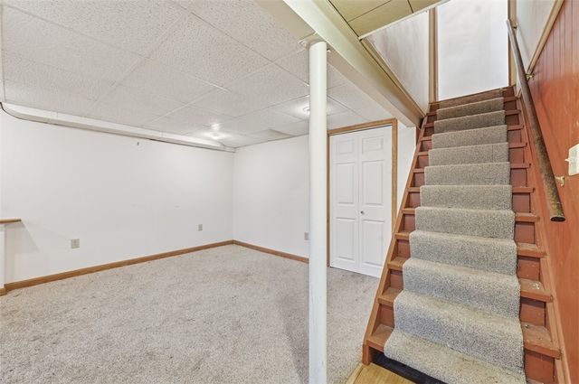 9117 Plateau Dr, Mccandless, PA 15237