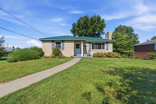 9117 Plateau Dr, Mccandless, PA 15237