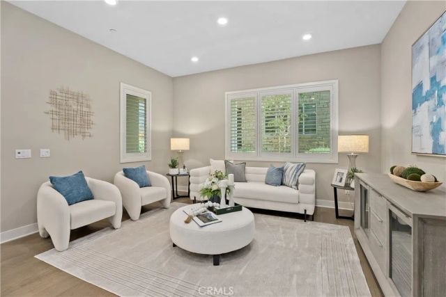 110 Spiral, Irvine, CA 92618