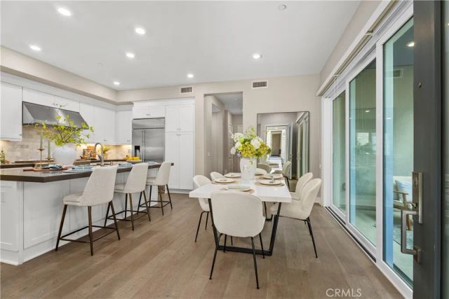 110 Spiral, Irvine, CA 92618