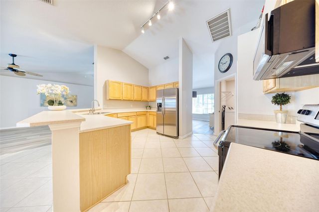 1445 BENT OAKS BOULEVARD, Deland, FL 32724