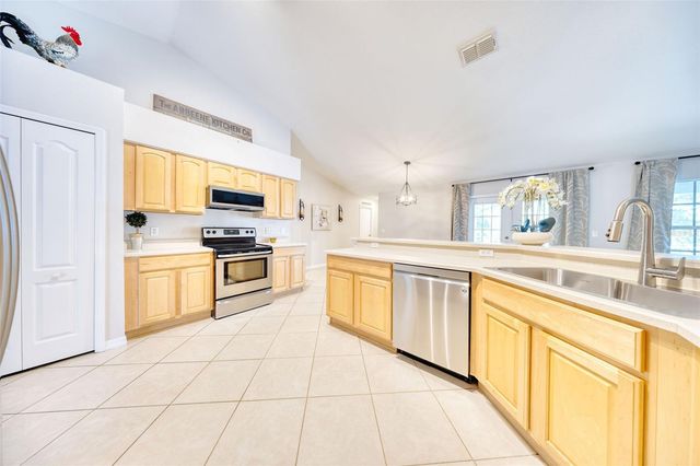 1445 BENT OAKS BOULEVARD, Deland, FL 32724