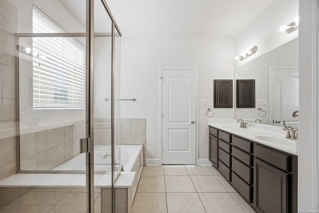 4030 Calle De Cobre, San Antonio, TX 78257