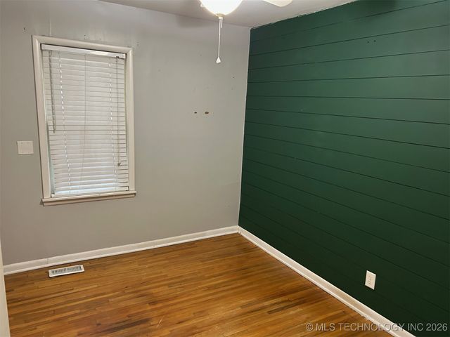 12 W 42nd Street, Sand Springs, OK 74063