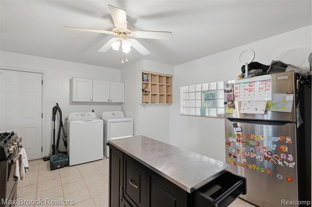 2444 Anders Drive, Waterford, MI 48329