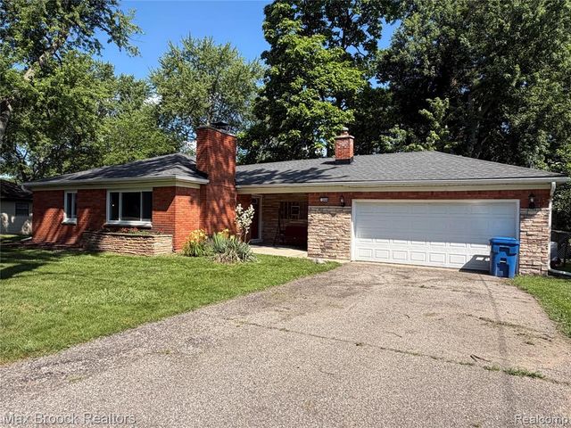 2444 Anders Drive, Waterford, MI 48329