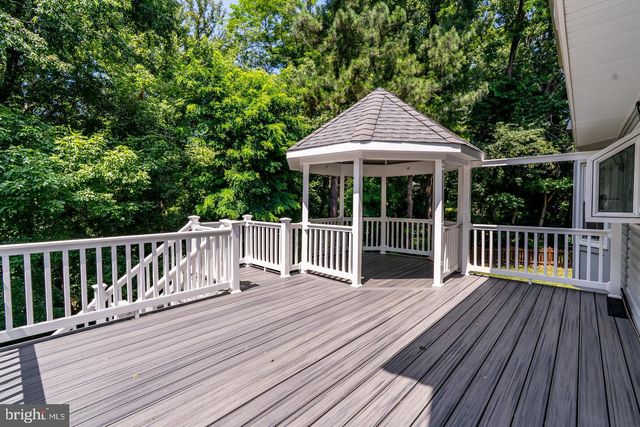 9240 MATTHEW DR, Manassas Park, VA 20111