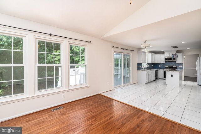 9240 MATTHEW DR, Manassas Park, VA 20111