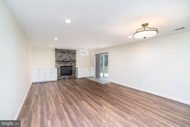 9240 MATTHEW DR, Manassas Park, VA 20111