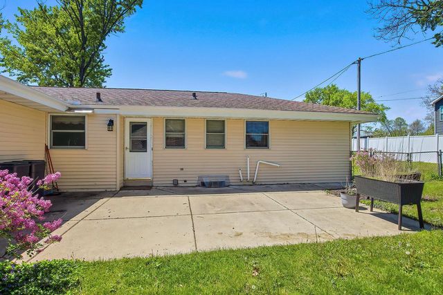 24918 68th STREET, Salem, WI 53168