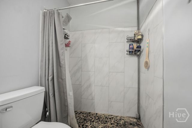 906 Wrenwood Lane, Hinesville, GA 31313