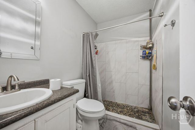 906 Wrenwood Lane, Hinesville, GA 31313