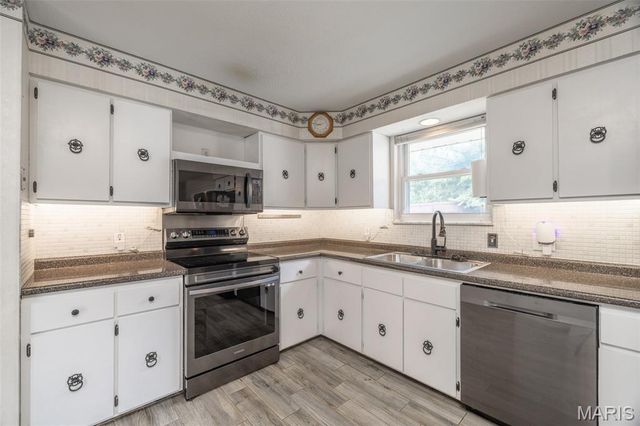 1439 Twin Oaks Drive, Arnold, MO 63010