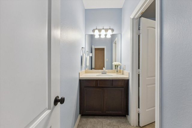 17910 Lake Nocona Court, Cypress, TX 77433