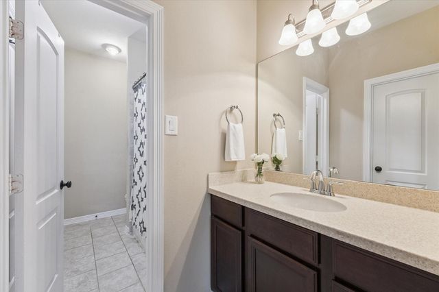 17910 Lake Nocona Court, Cypress, TX 77433