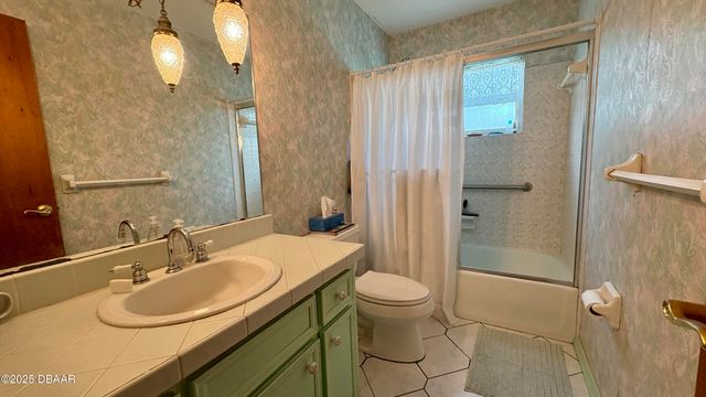 1301 Killian Street, Daytona Beach, FL 32114