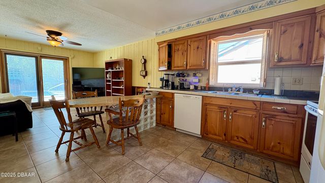 1301 Killian Street, Daytona Beach, FL 32114