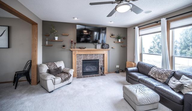 1122 Drew Drive, Woodbury, MN 55129