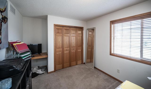 1122 Drew Drive, Woodbury, MN 55129