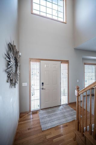 1122 Drew Drive, Woodbury, MN 55129