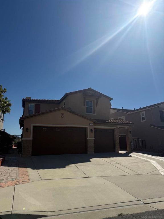 Image 4 of property listing at 1268 Bellingham Dr., Oceanside, CA 92057