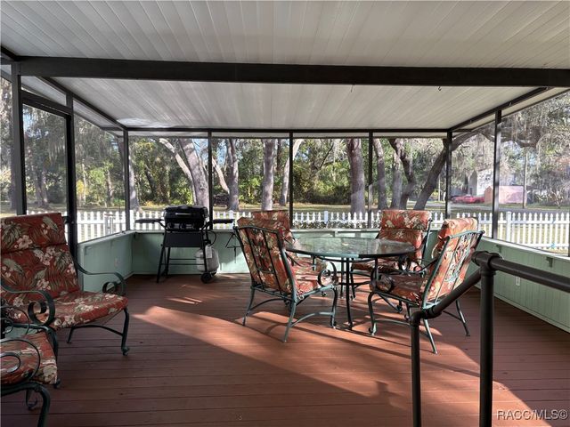 28049 Sewickley Street, Brooksville, FL 34601