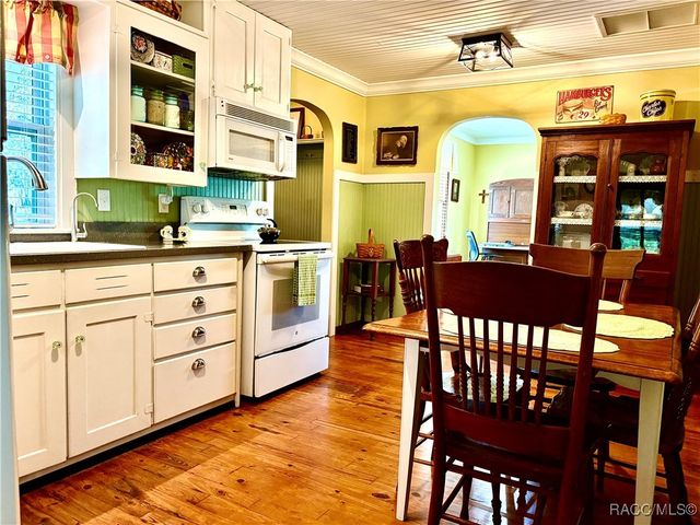 28049 Sewickley Street, Brooksville, FL 34601