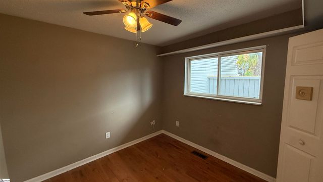 61 Topsail Court, Greenville, SC 29611