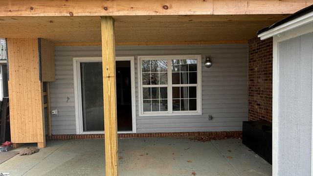 61 Topsail Court, Greenville, SC 29611