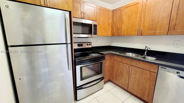 494 NW 165th St Rd C-602, Miami, FL 33169