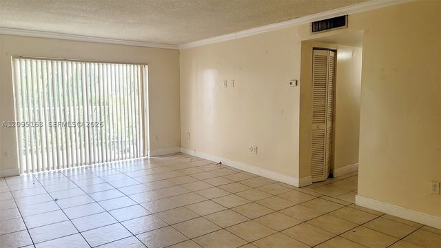 494 NW 165th St Rd C-602, Miami, FL 33169