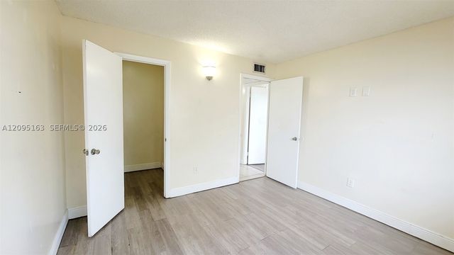 494 NW 165th St Rd C-602, Miami, FL 33169