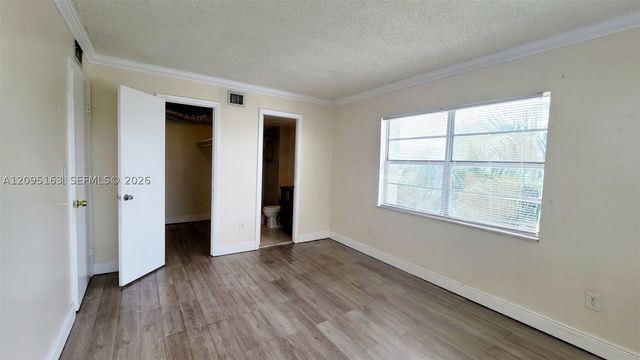 494 NW 165th St Rd C-602, Miami, FL 33169