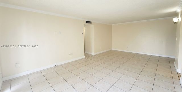 494 NW 165th St Rd C-602, Miami, FL 33169