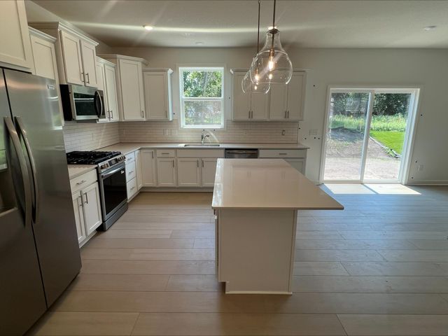 832 149th Lane NW, Andover, MN 55304