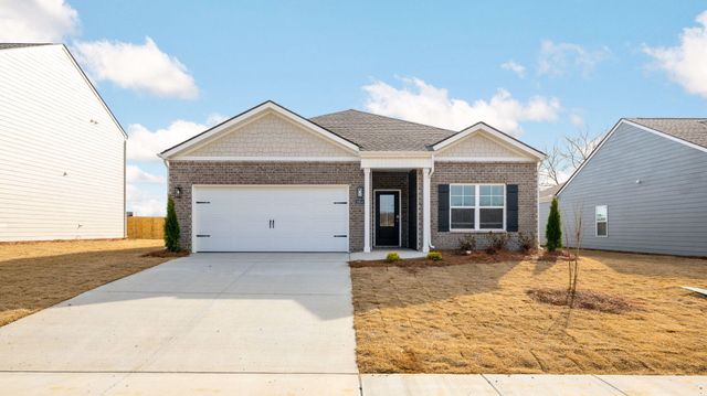 8471 Bright Water Dr, Ooltewah, TN 37363