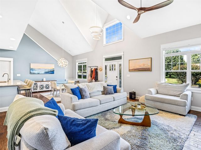 10 Warbler Drive, Fletcher, NC 28732