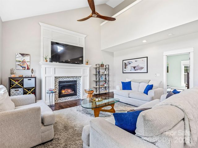 10 Warbler Drive, Fletcher, NC 28732