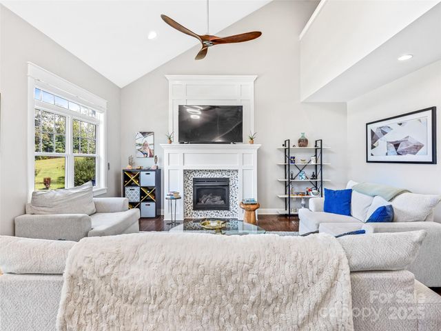 10 Warbler Drive, Fletcher, NC 28732