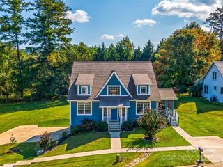 10 Warbler Drive, Fletcher, NC 28732