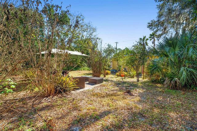 205 E KENTUCKY AVENUE, Deland, FL 32724