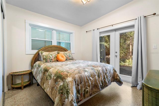 205 E KENTUCKY AVENUE, Deland, FL 32724