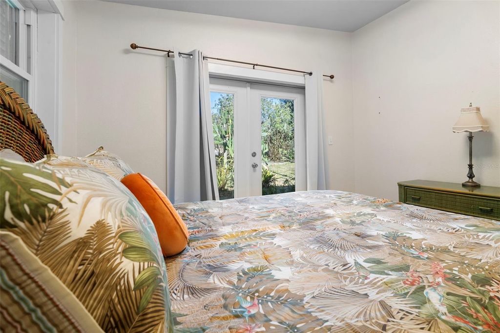 Image 32 of property listing at 205 E KENTUCKY AVENUE, Deland, FL 32724