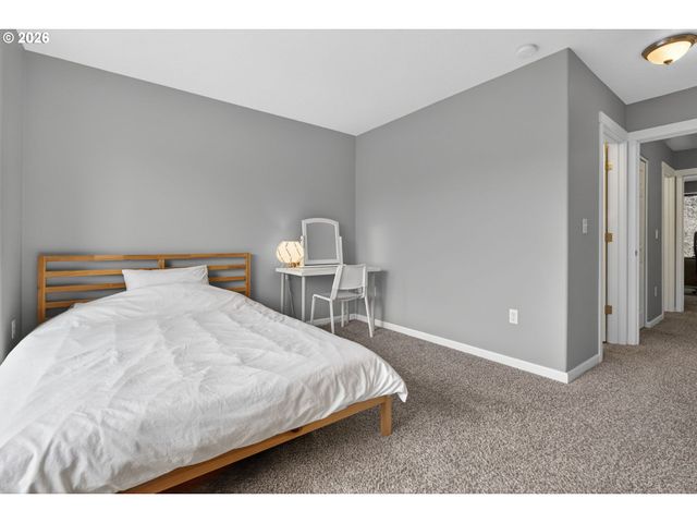 15430 Sw SPARROW Loop 102, Beaverton, OR 97007