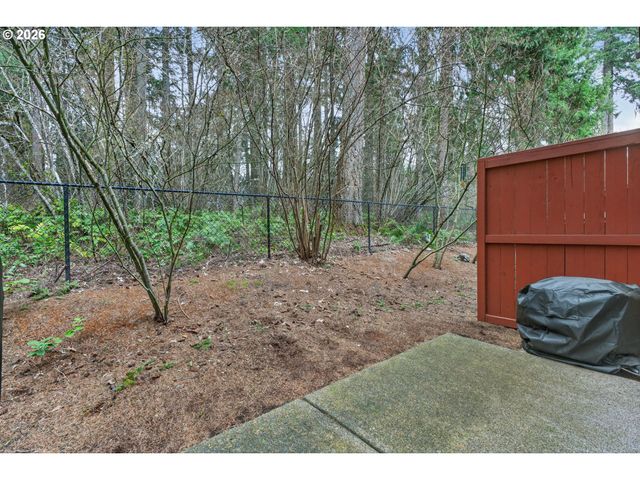 15430 Sw SPARROW Loop 102, Beaverton, OR 97007