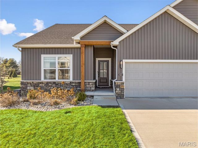 617 Tea Olive Boulevard, O'fallon, IL 62269